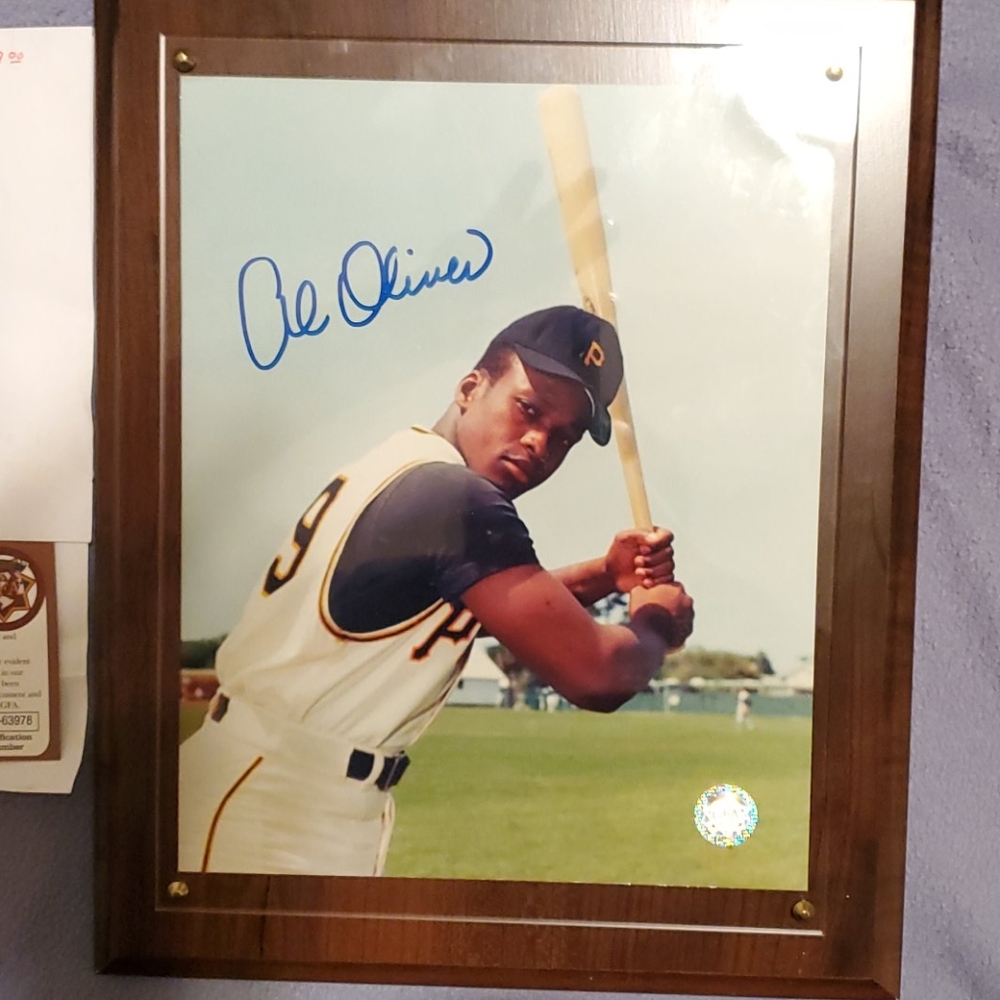 Al Oliver autographed plaque